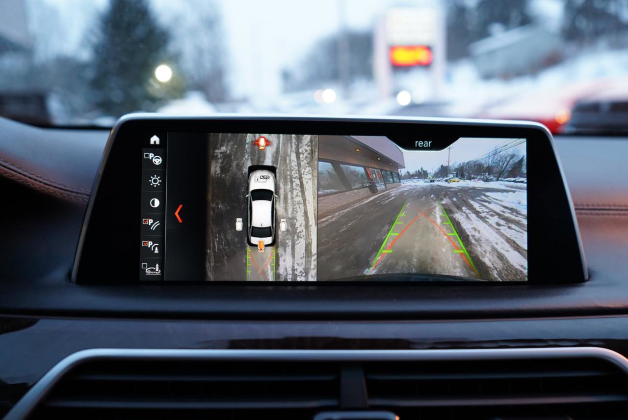 Used 2018 BMW 750i xDrive image 51