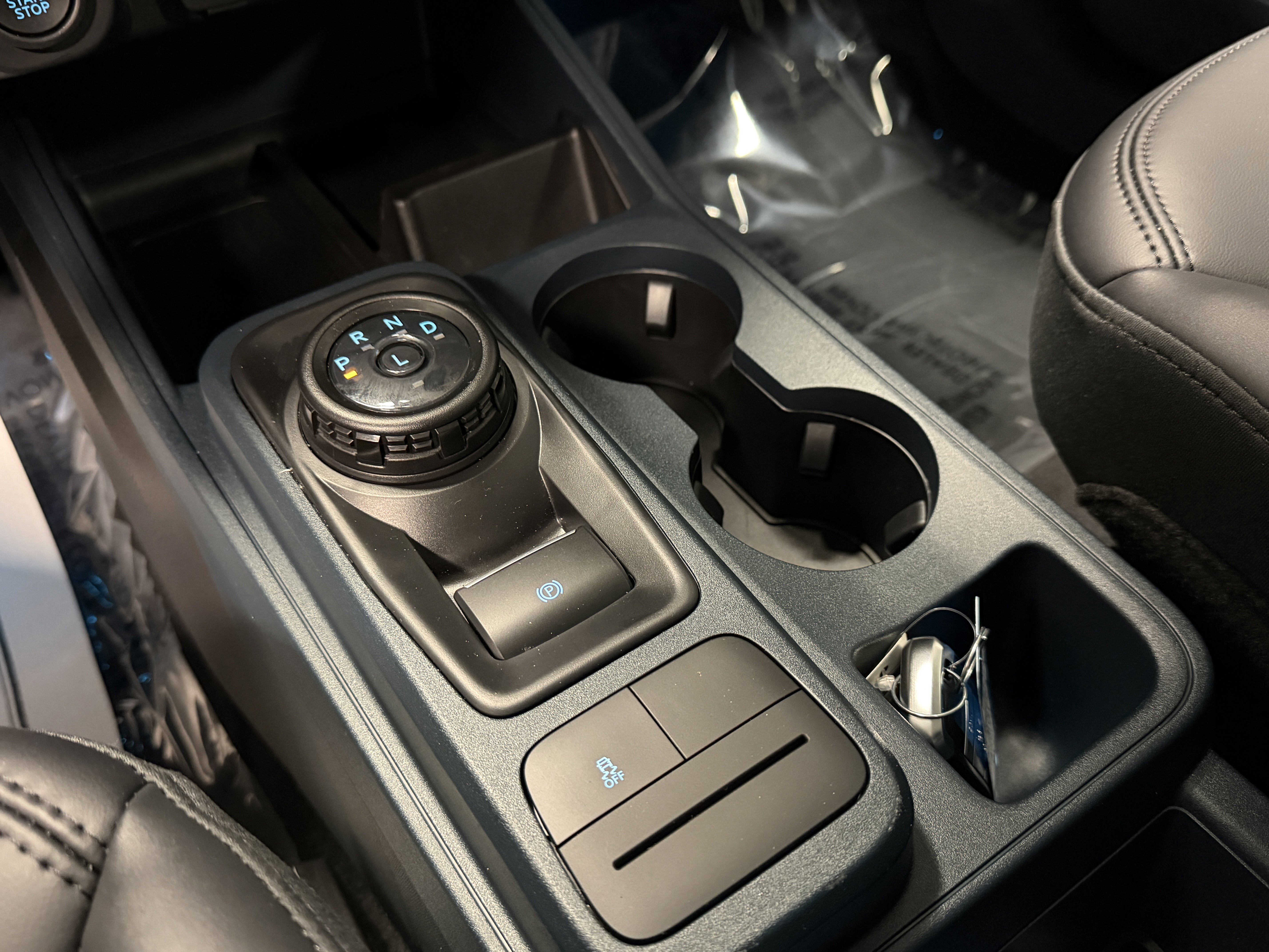 New 2026 Ford Maverick Lariat w/ Black Appearance Package image 14