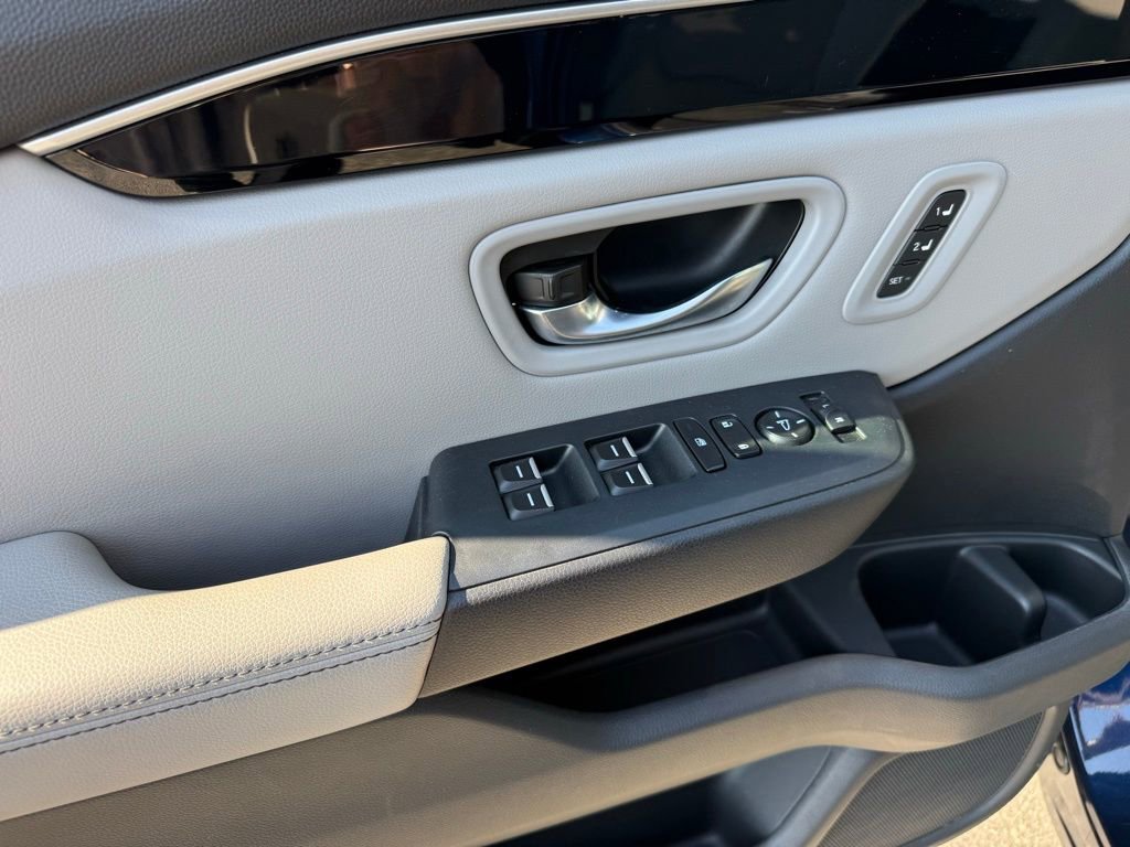 Used 2023 Honda Pilot EX-L image 18