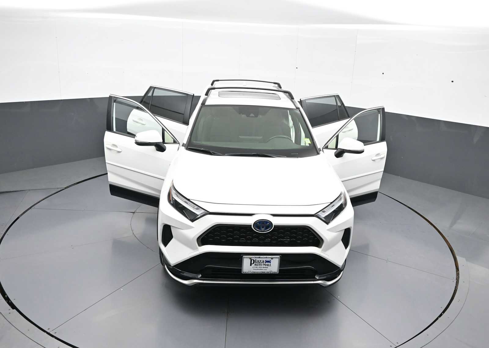 Used 2023 Toyota RAV4 SE w/ Weather & Moonroof Package AWD/4WD image 47