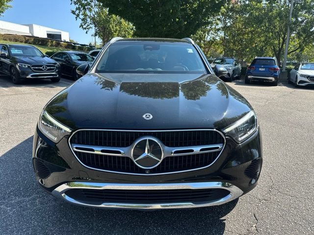 Used 2023 Mercedes-Benz GLC 300 image 2