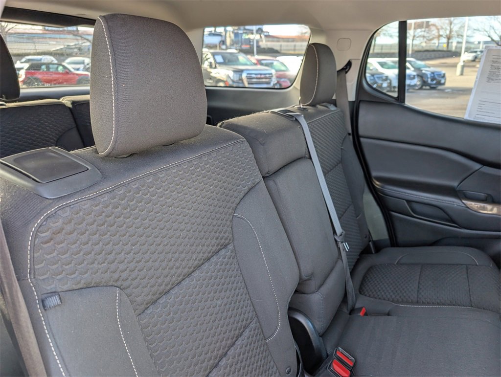 Used 2019 GMC Acadia SLE image 21