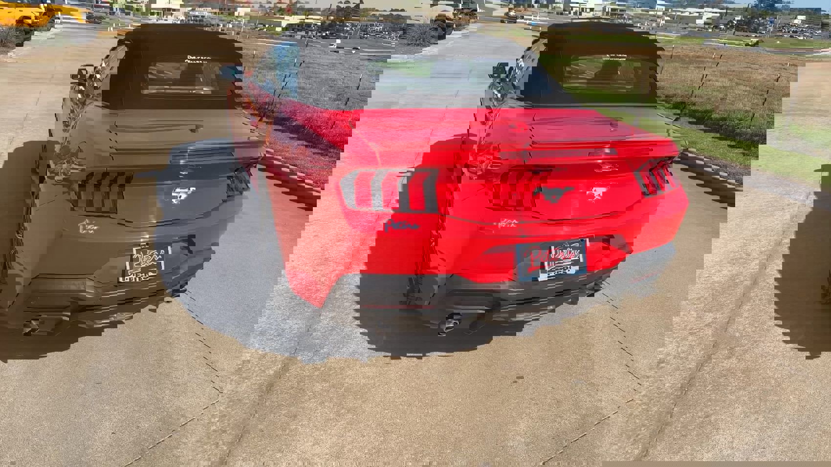 Used 2024 Ford Mustang Premium image 8