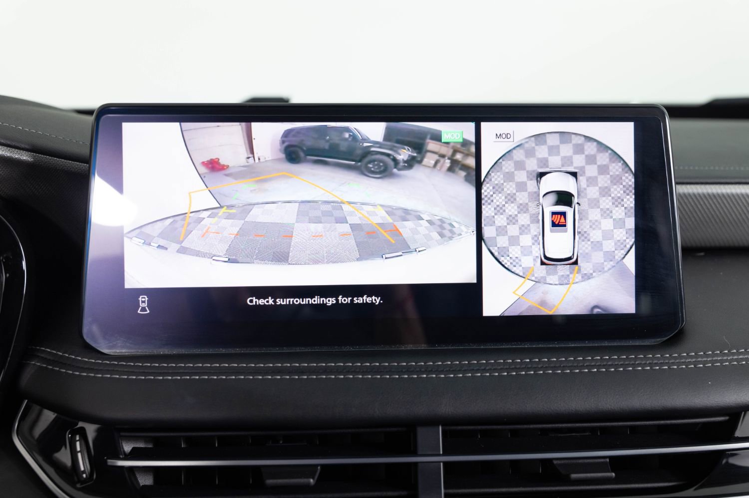 Used 2022 INFINITI QX60 Luxe w/ Cargo Package image 44