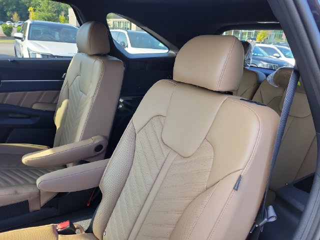 New 2026 Kia Sorento SX Prestige AWD/4WD image 18