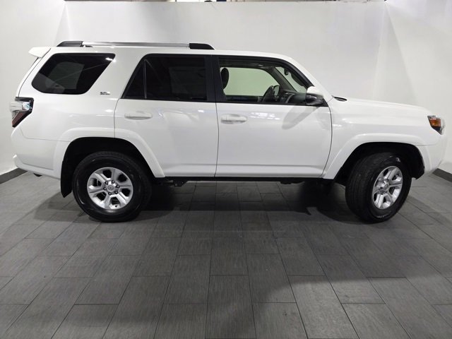 Used 2020 Toyota 4Runner SR5 Premium image 6