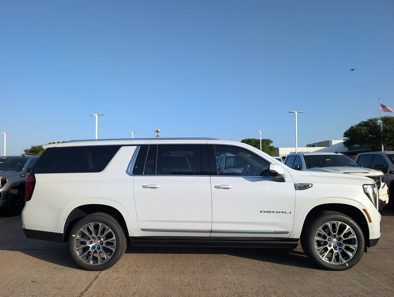 New 2026 GMC Yukon XL Denali w/ Sun & Power Step Package AWD/4WD image 3