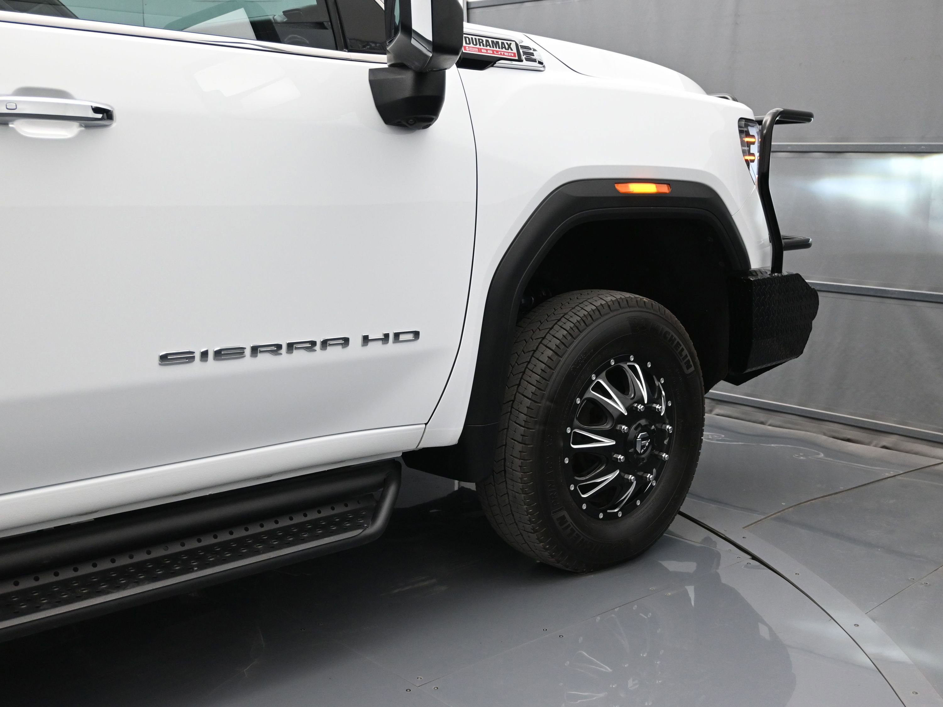 Used 2024 GMC Sierra 3500 SLT w/ SLT Convenience Package image 49