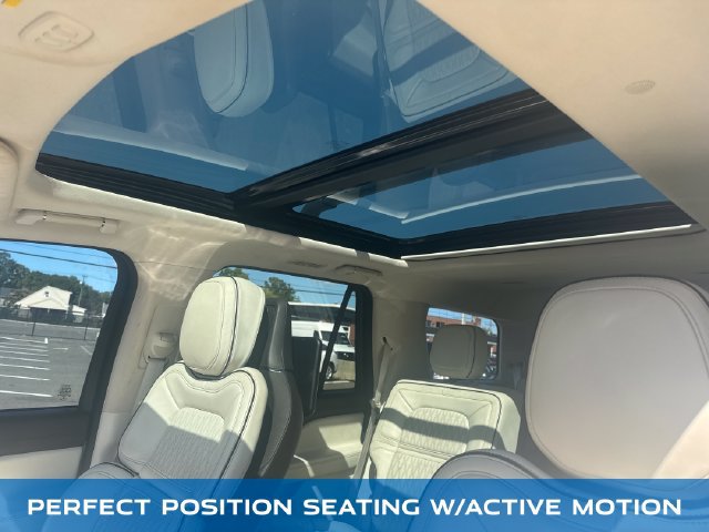 Used 2018 Lincoln Navigator Black Label w/ Cargo Package AWD/4WD image 22