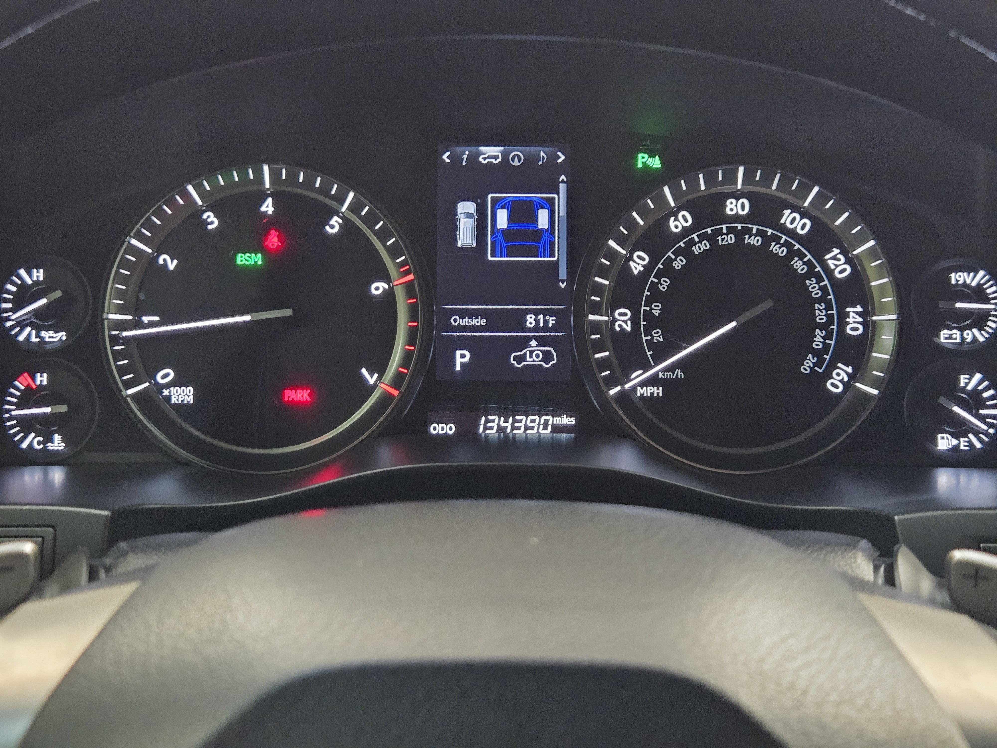 Used 2017 Lexus LX 570 4WD image 17