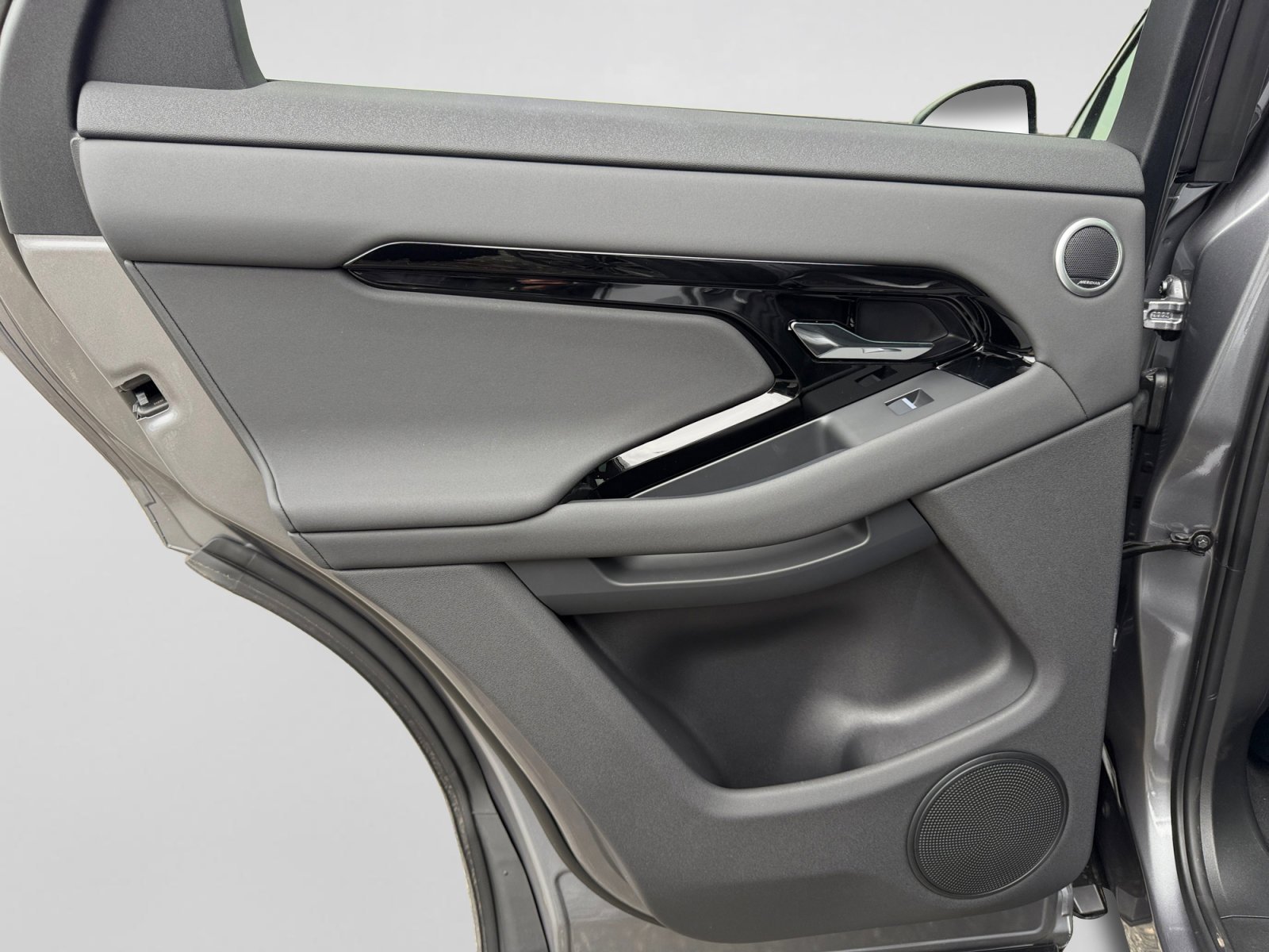 New 2026 Land Rover Range Rover Evoque S image 17