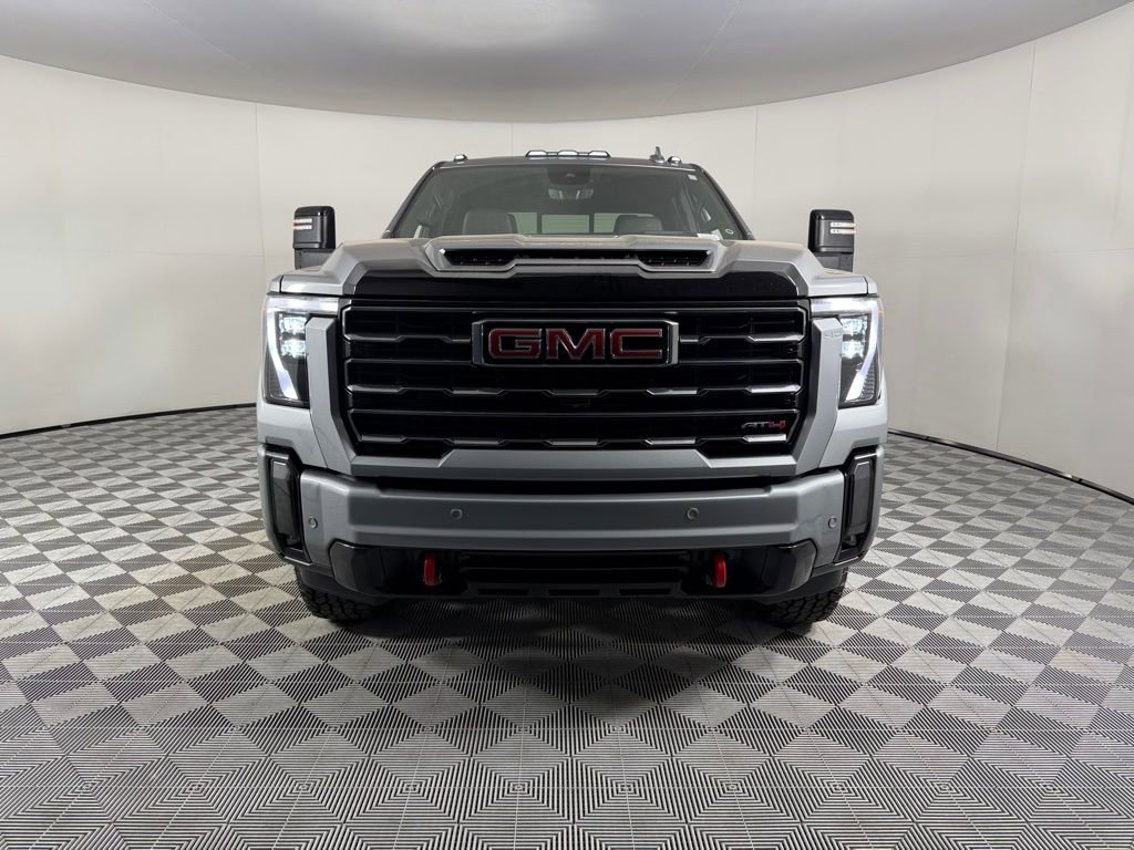 Used 2024 GMC Sierra 2500 AT4 w/ AT4 Premium Plus Package AWD/4WD image 11