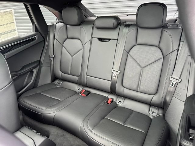New 2026 Porsche Macan AWD/4WD image 14