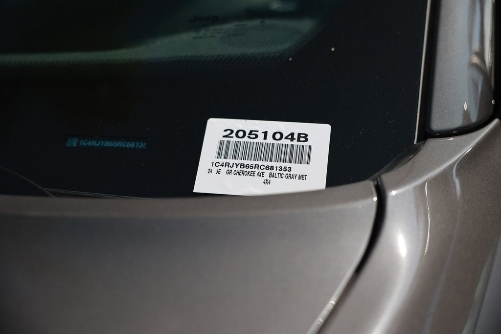 Used 2024 Jeep Grand Cherokee Limited 4xe w/ Luxury Tech Group II image 44