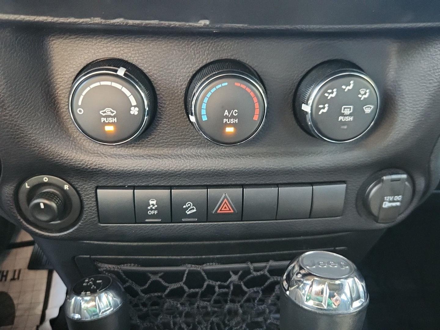 Used 2016 Jeep Wrangler Unlimited Sport w/ Quick Order Package 24S AWD/4WD image 17