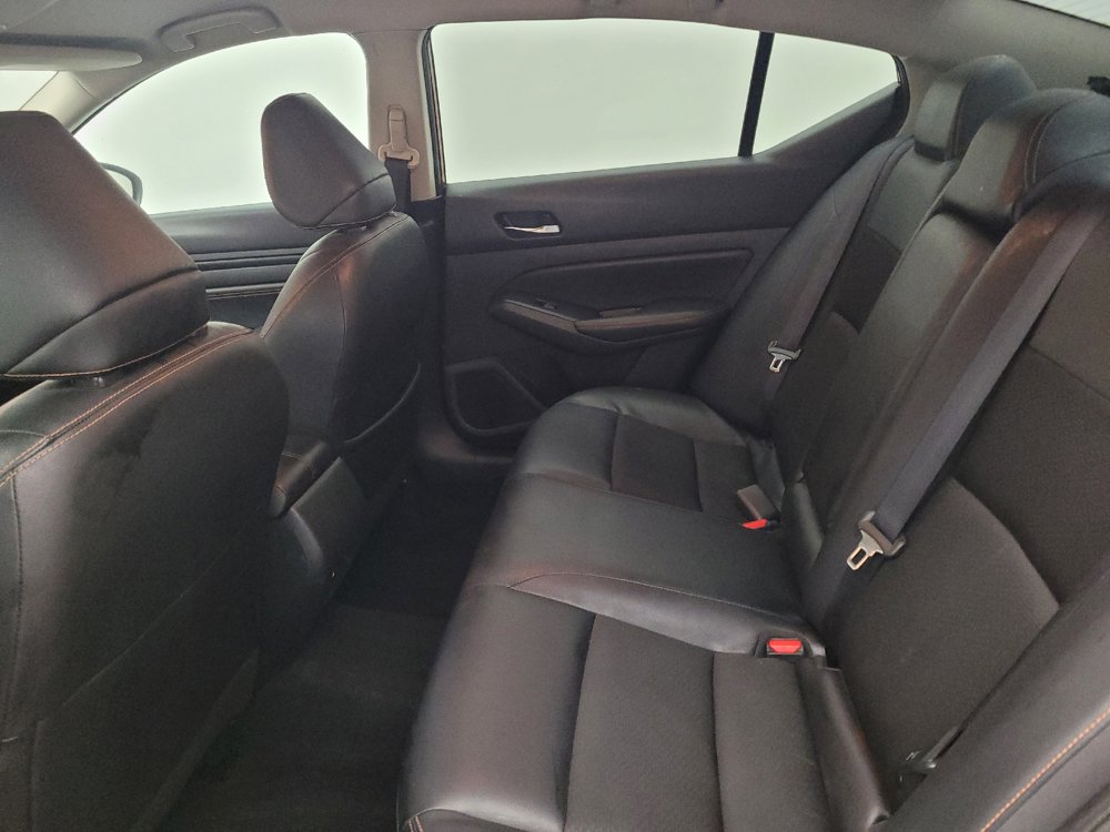 Used 2019 Nissan Altima 2.5 SR FWD image 18