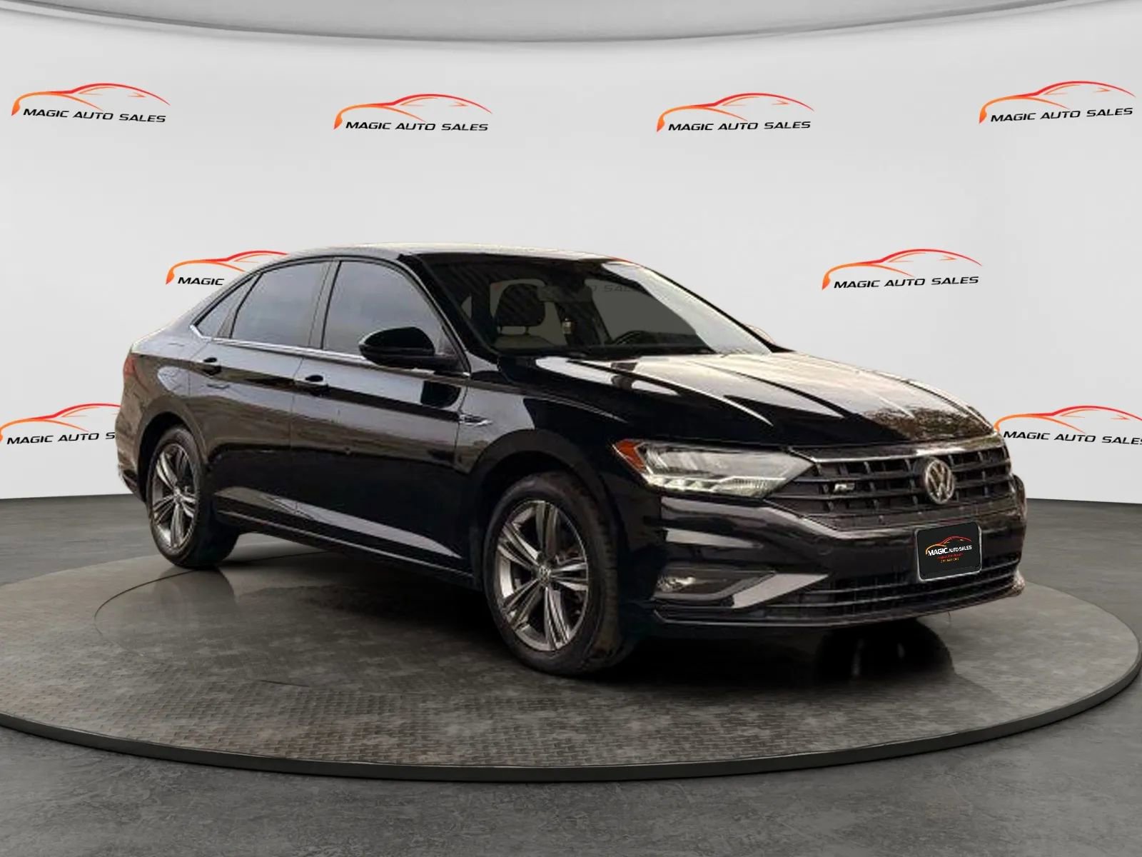 Used 2019 Volkswagen Jetta R-Line image 4