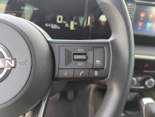 Certified 2025 Nissan Kicks S FWD image 37