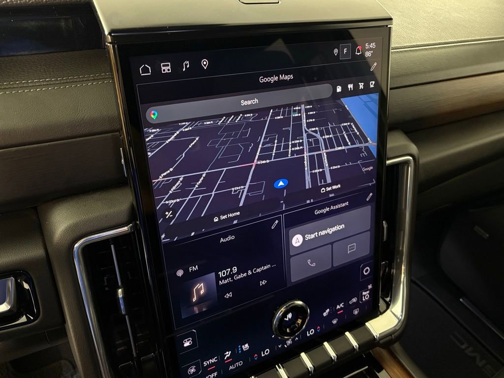 Used 2025 GMC Yukon Denali image 28