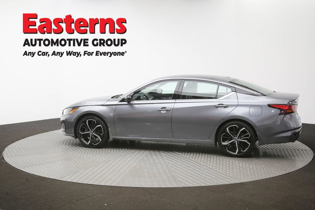 Used 2023 Nissan Altima 2.5 SR FWD image 60