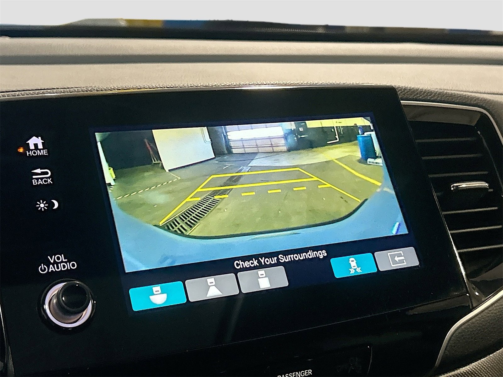 Used 2025 Honda Passport TrailSport image 14