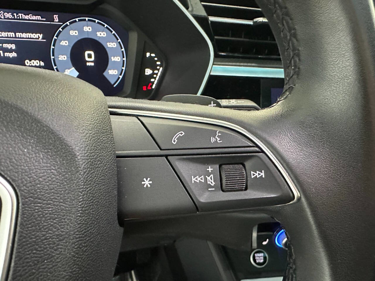 Used 2023 Audi Q3 2.0T Premium image 30