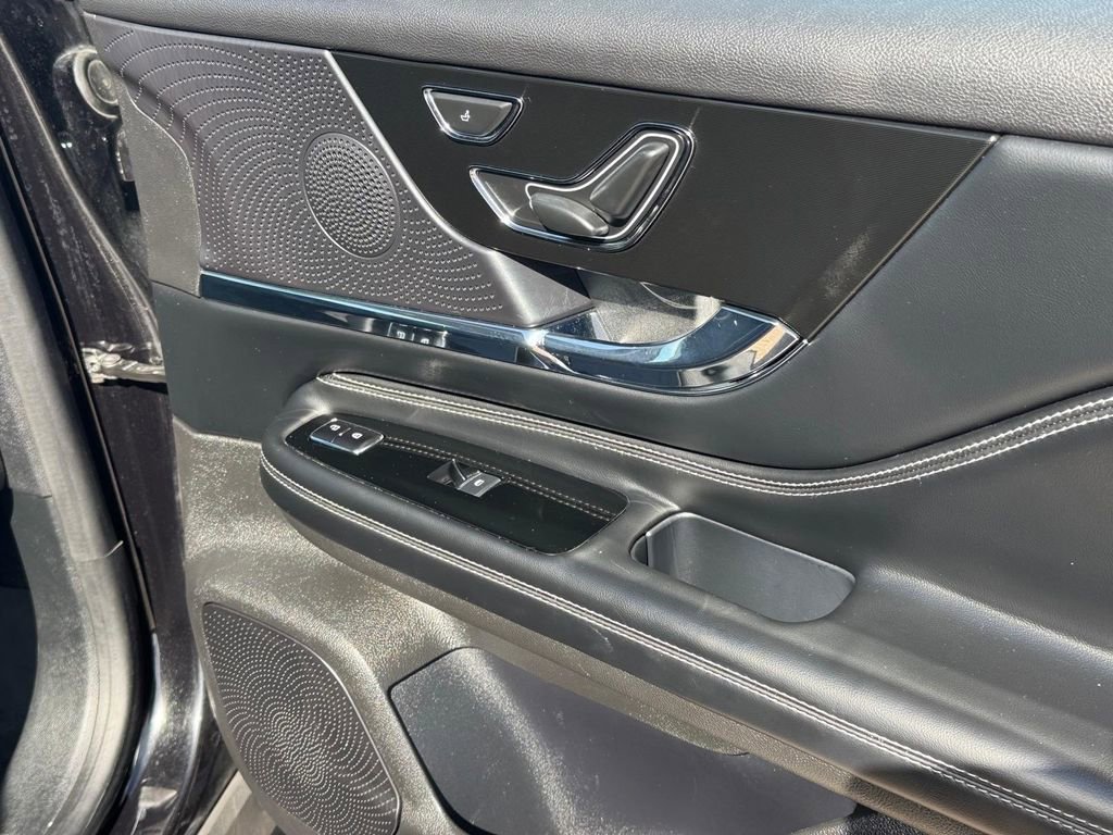 Used 2023 Lincoln Corsair Grand Touring AWD/4WD image 8