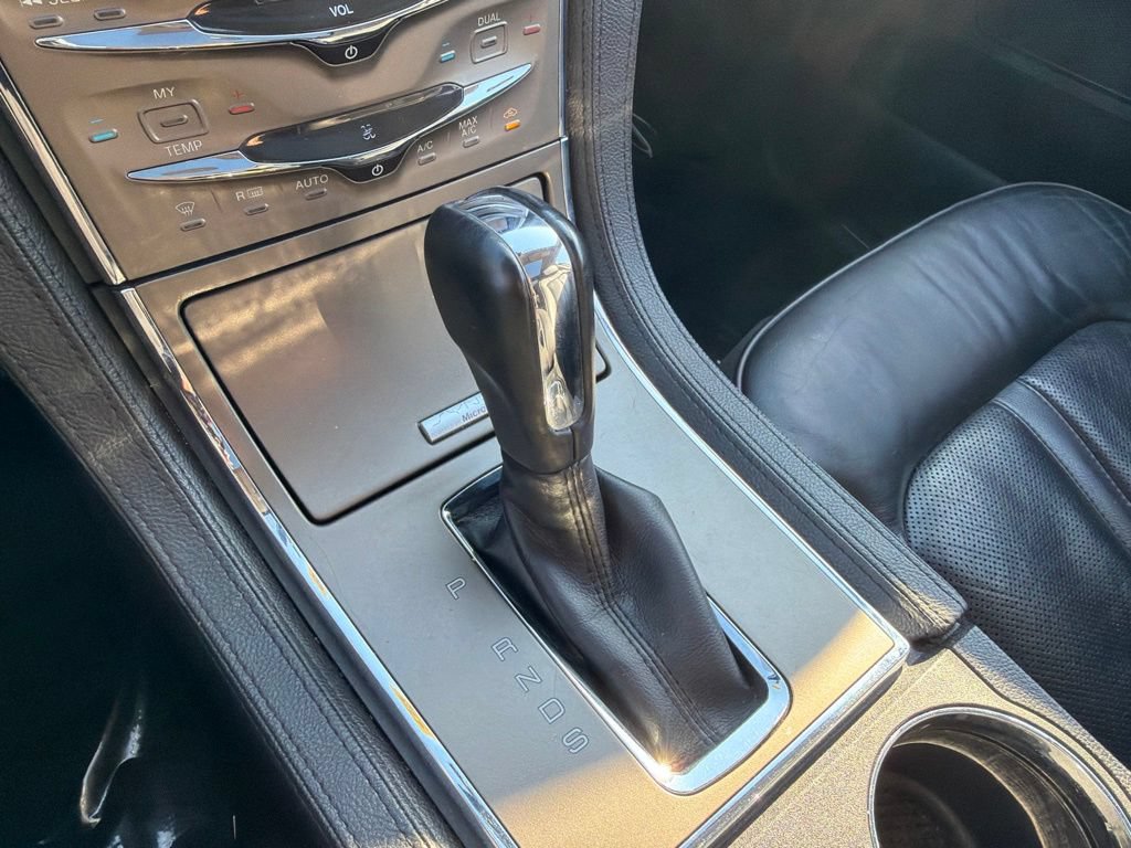 Used 2013 Lincoln MKX AWD image 28