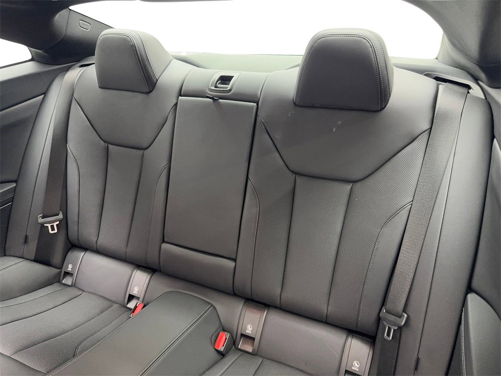Used 2023 BMW 430i Coupe w/ Convenience Package image 34