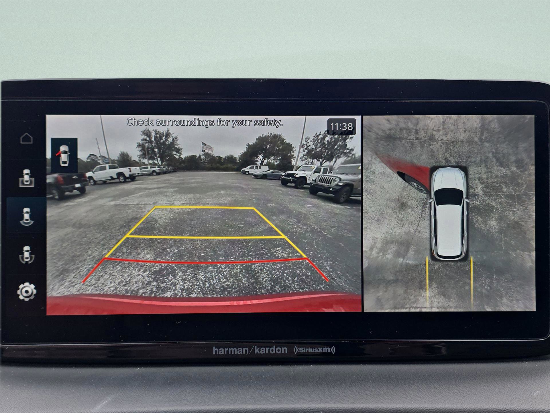 Used 2023 Hyundai Santa Fe Calligraphy image 17