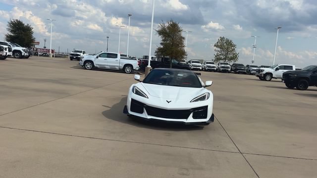 Used 2027 Chevrolet Corvette Grand Sport w/ Z52 Track Performance Package RWD image 3