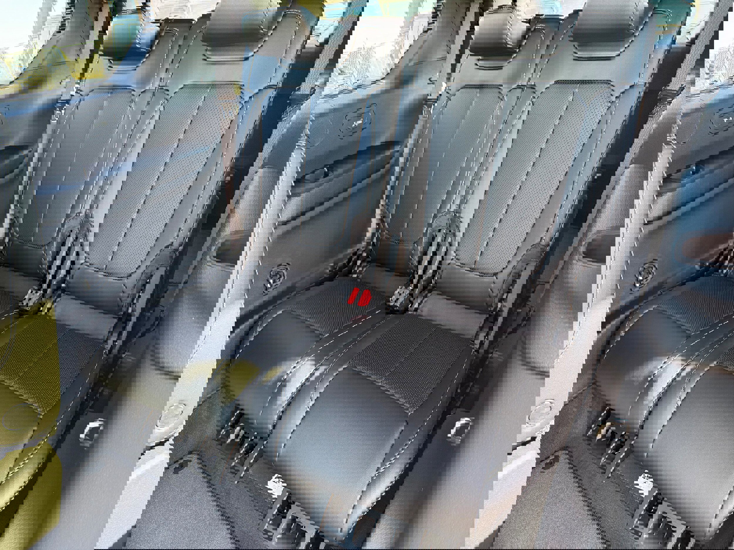 New 2025 Jeep Grand Cherokee L Limited w/ Luxury Tech Group II image 13