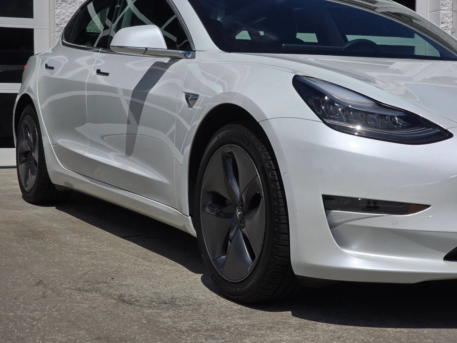 Used 2020 Tesla Model 3 Standard Range Plus RWD image 39