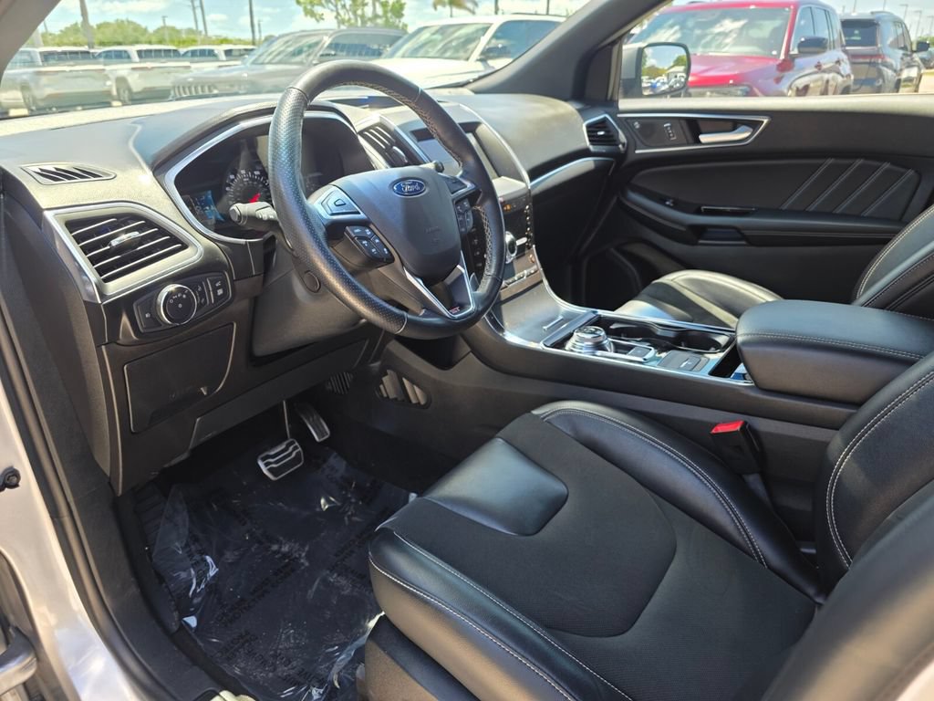 Used 2020 Ford Edge ST AWD/4WD image 23