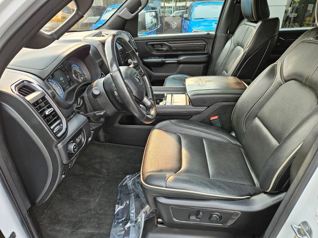 Used 2022 RAM 1500 Limited w/ Body-Colour Bumper Group AWD/4WD image 17