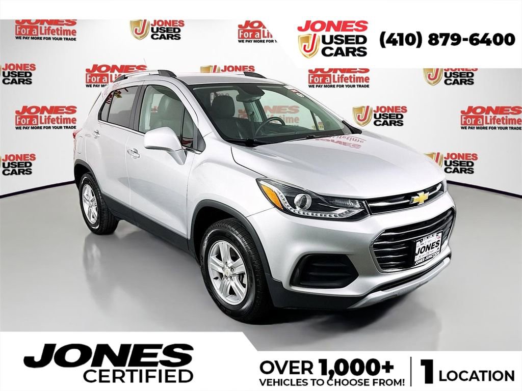 Used 2018 Chevrolet Trax LT w/ LT Convenience Package image 1
