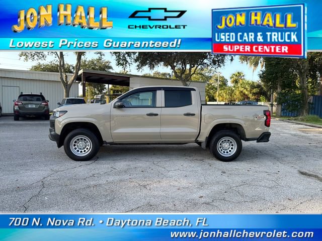 Used 2024 Chevrolet Colorado W/T w/ WT Convenience Package AWD/4WD image 4