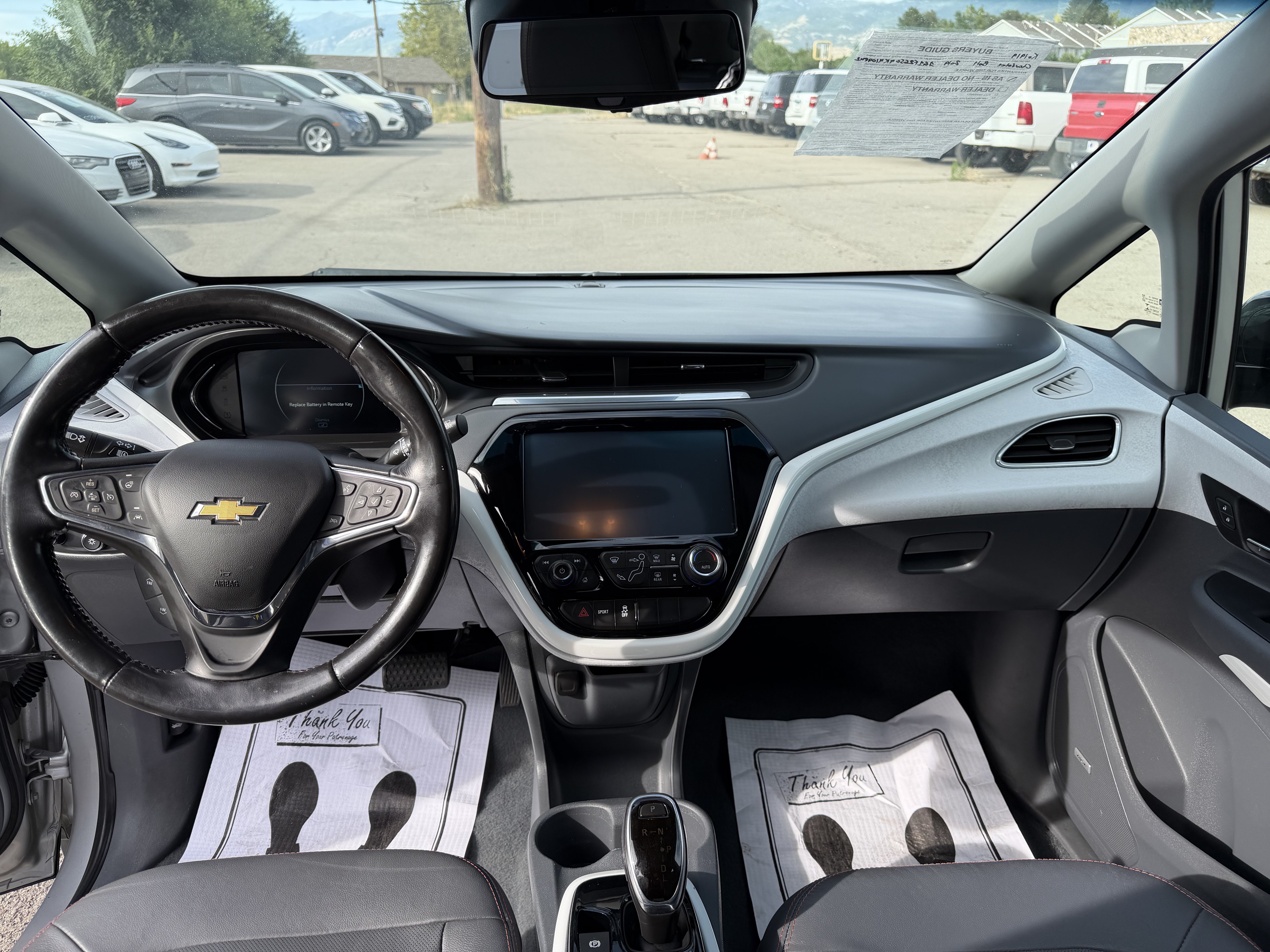 Used 2019 Chevrolet Bolt Premier w/ Infotainment Package FWD image 10
