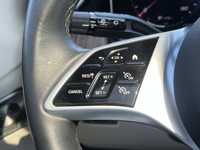 Used 2023 Mercedes-Benz GLC 300 4MATIC image 30