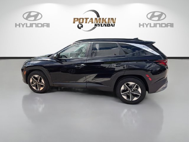 Certified 2025 Hyundai Tucson SEL FWD image 9