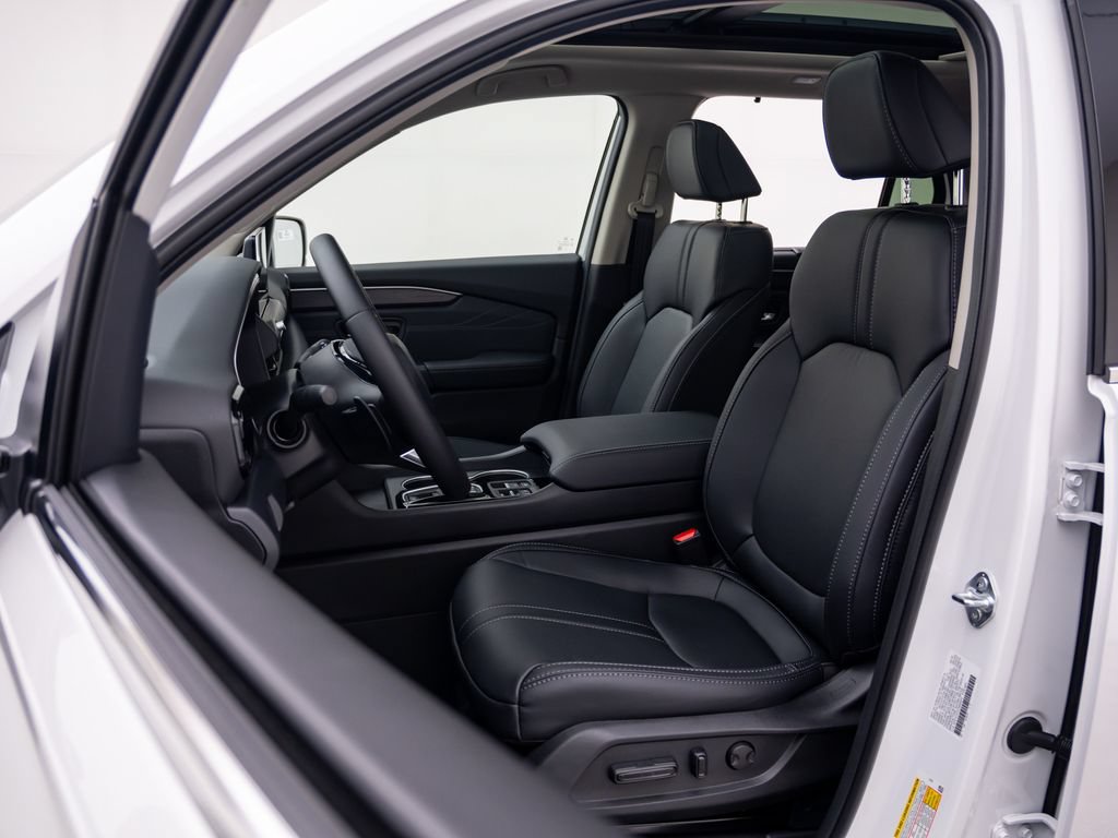New 2026 Honda Pilot Touring image 16