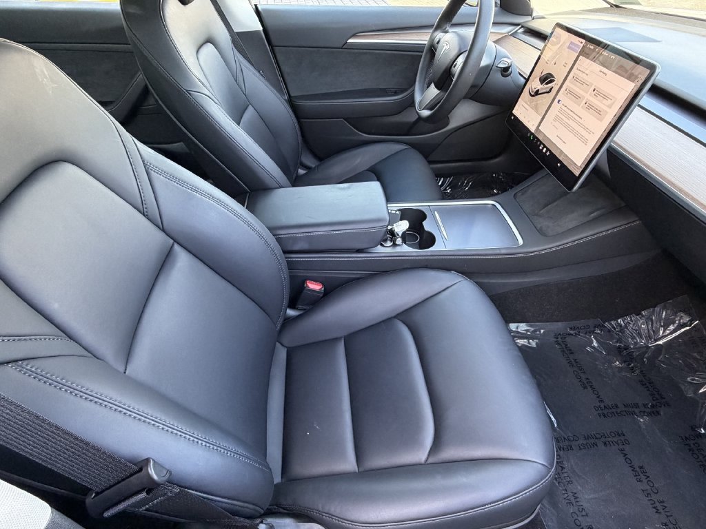 Used 2023 Tesla Model 3 Standard Range RWD image 9