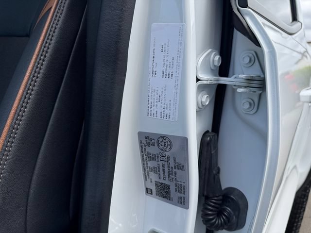 Certified 2024 GMC Canyon AT4 AWD/4WD image 25