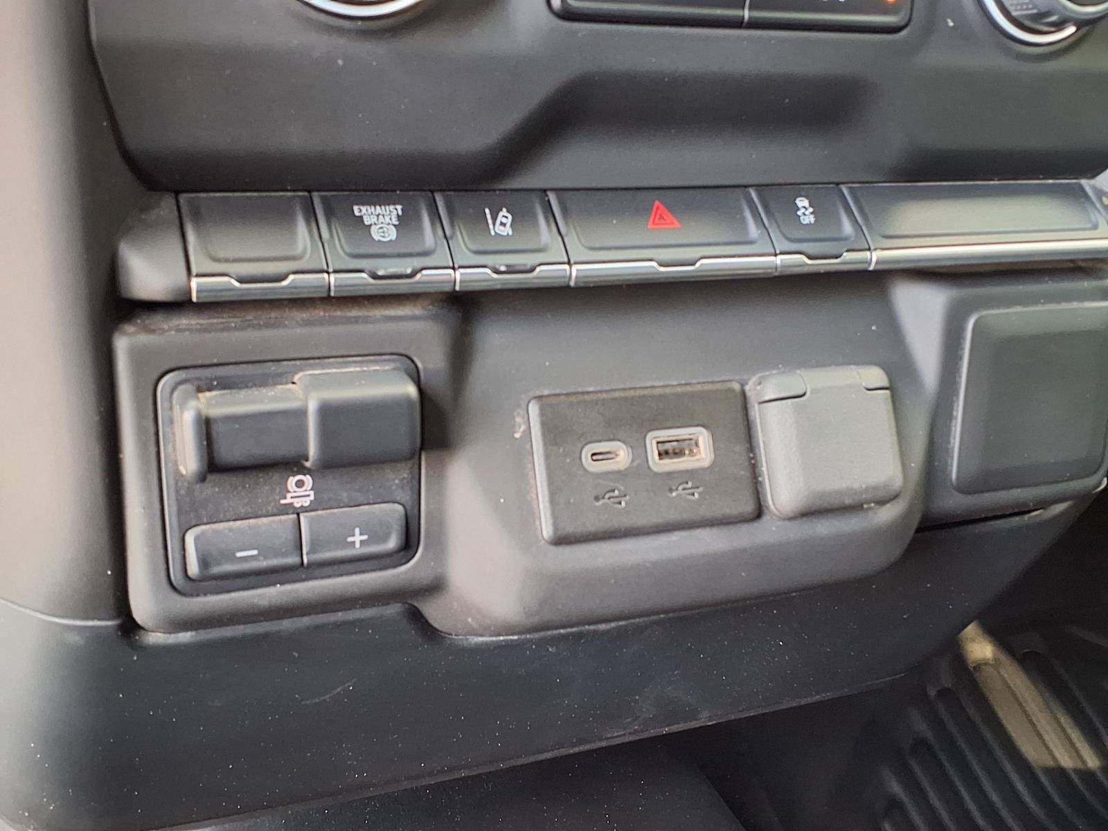Certified 2024 Chevrolet Silverado 3500 W/T w/ WT Convenience Package AWD/4WD image 20