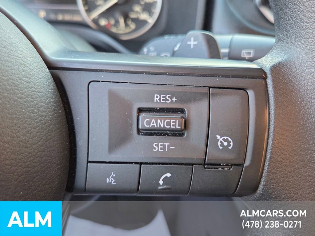 Used 2024 Nissan Rogue S image 25