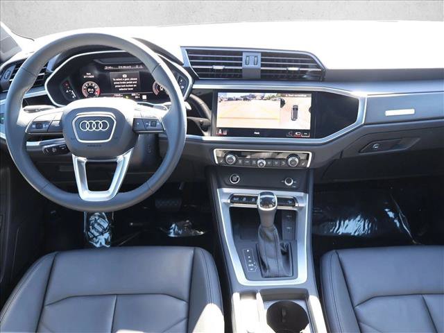 Used 2023 Audi Q3 2.0T Premium Plus w/ Premium Plus Package AWD/4WD image 22
