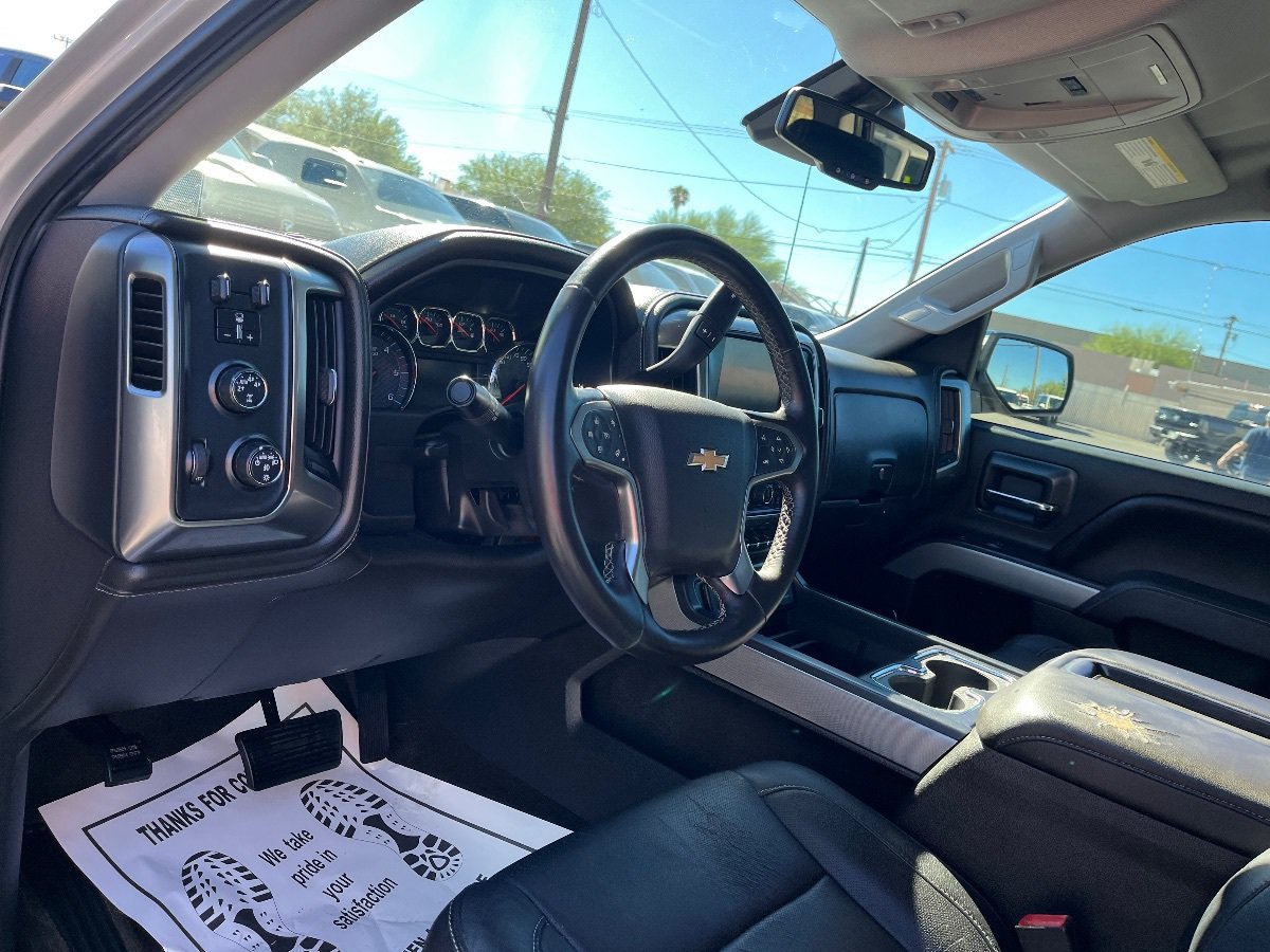 Used 2015 Chevrolet Silverado 1500 LTZ Z71 w/ LTZ Plus Package AWD/4WD image 23