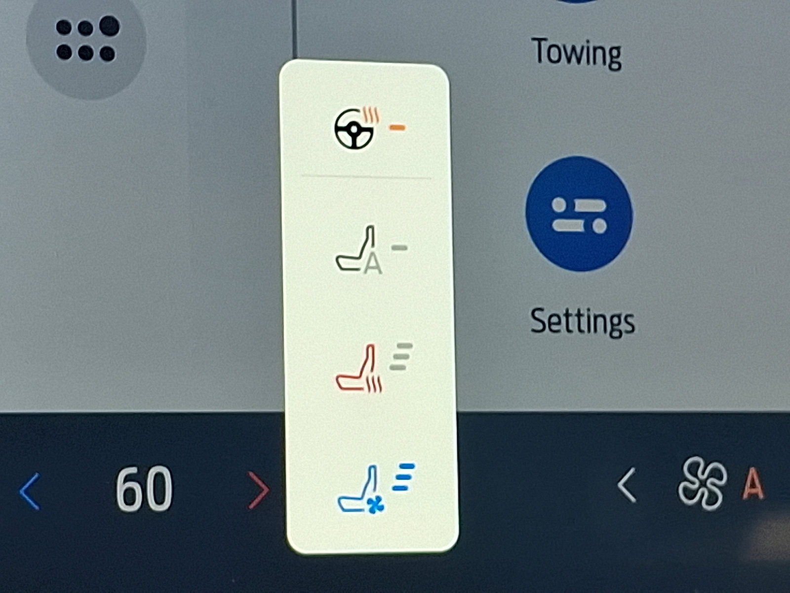 Used 2025 Ford Explorer ST image 24