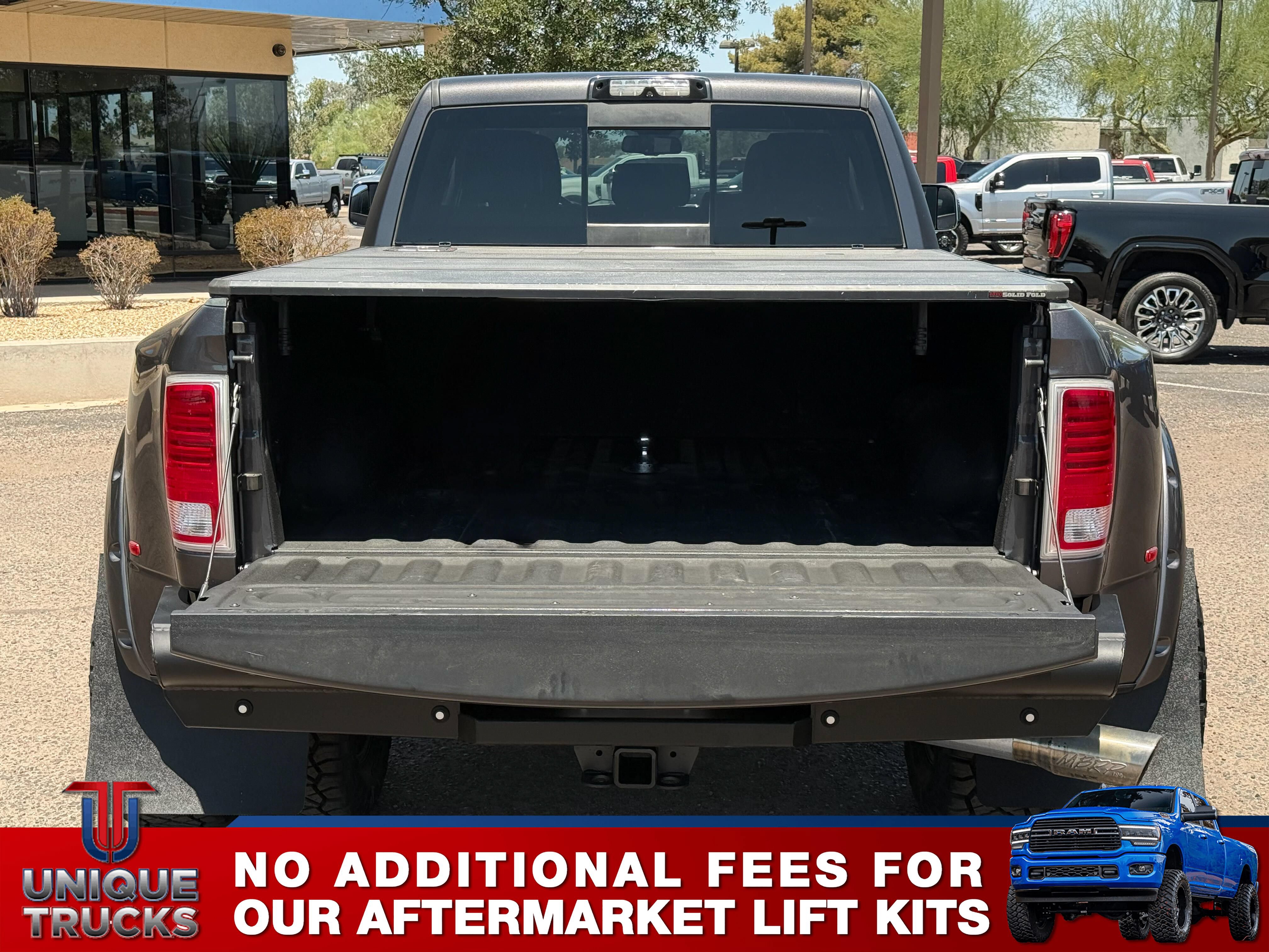 Used 2018 RAM 3500 Laramie w/ Cold Weather Group AWD/4WD image 7