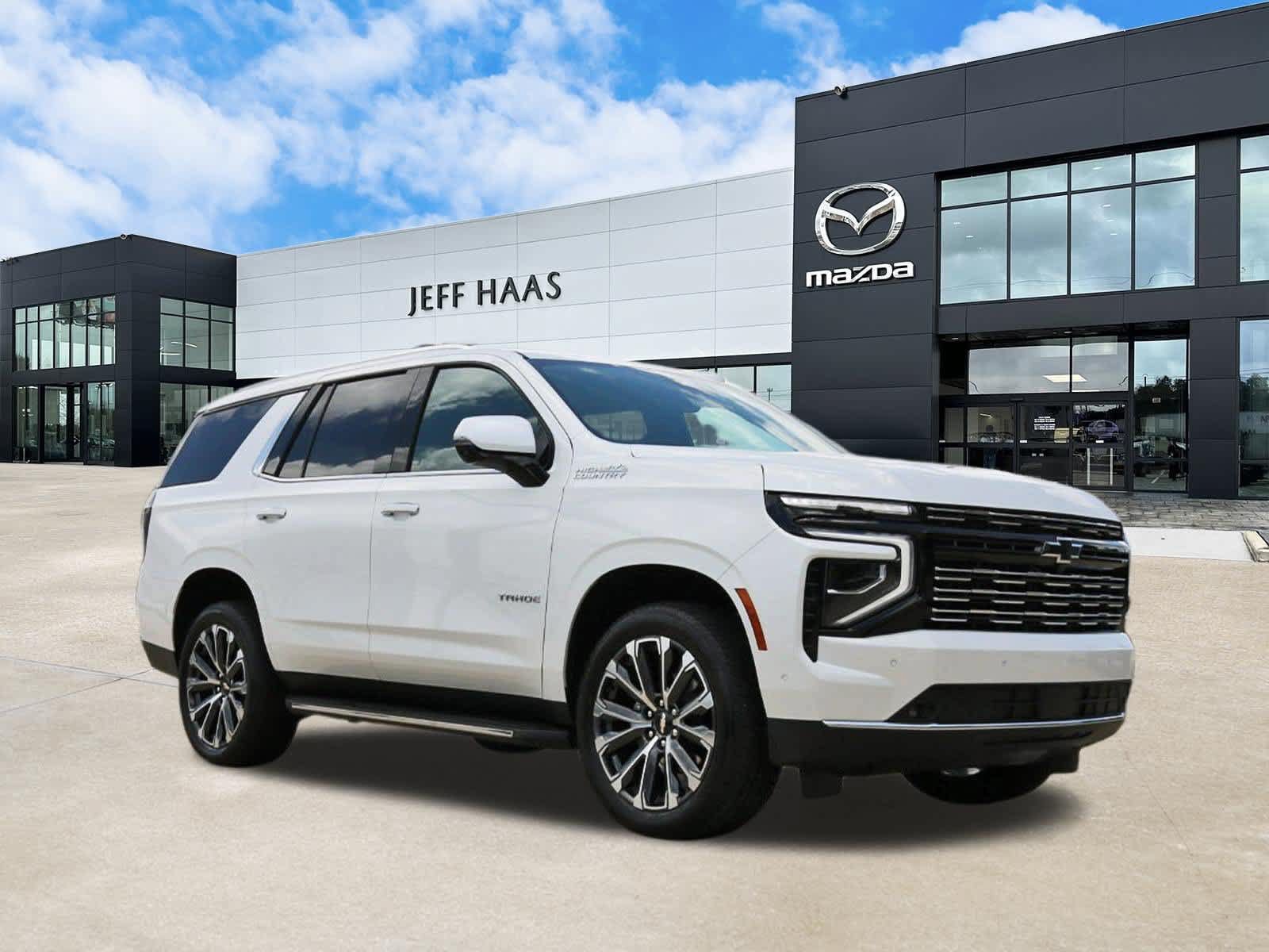 Used 2025 Chevrolet Tahoe High Country AWD/4WD image 4